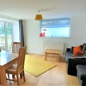 2 Bedroom Victorian Garden Flat , London United Kingdom